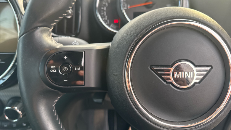 MINI Countryman 1.5 Cooper Exclusive 5dr Auto [Comfort Pack] Petrol Hatchback